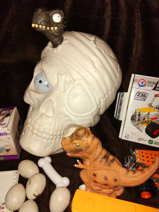 Игрушки для мальчика