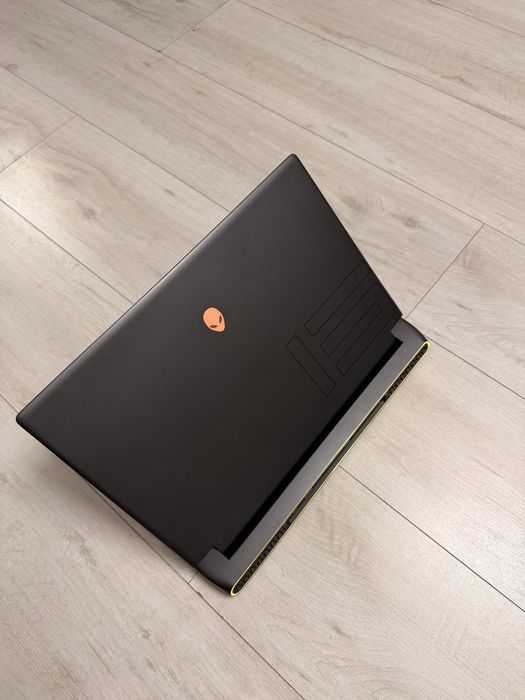 Ігровий ноутбук DELL Alienware M15 R6 11800H + RTX3070 8G + 2K 240Hz