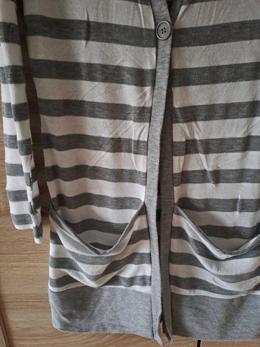 Kardigan damski z kieszeniami - rozmiar M/L