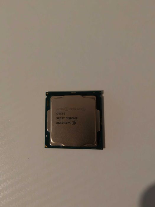 Procesor Intel Pentium G4560