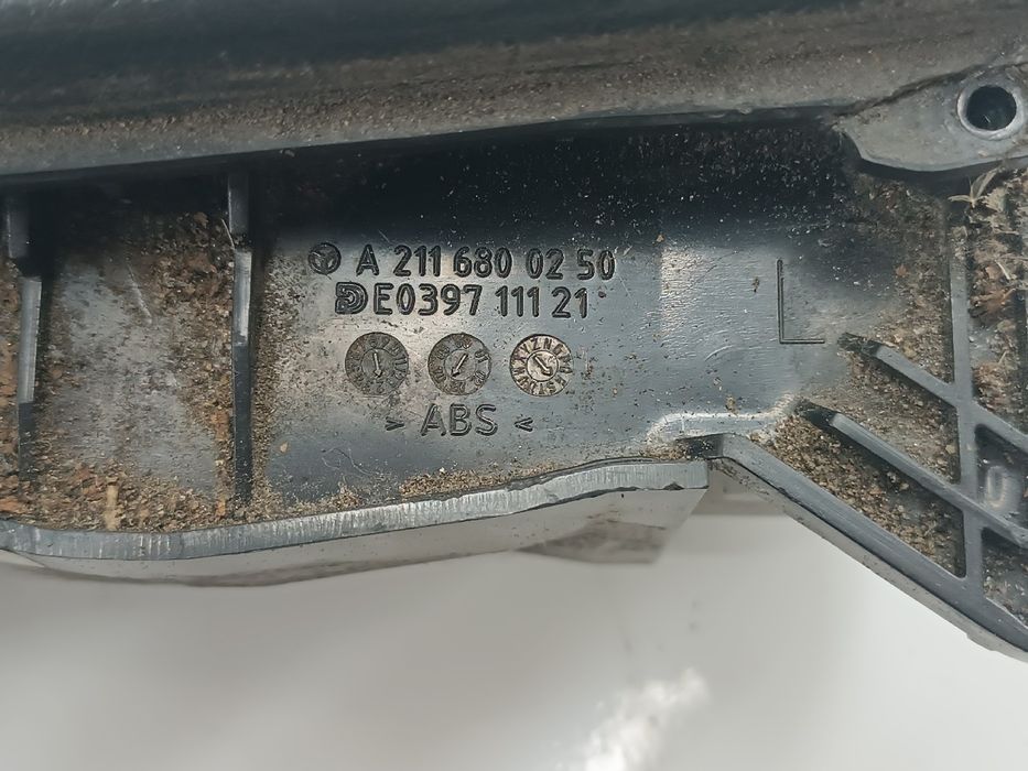 Consola de apoio de braço - MERCEDES-BENZ E-CLASS T-Model (S211) | 03 - 09