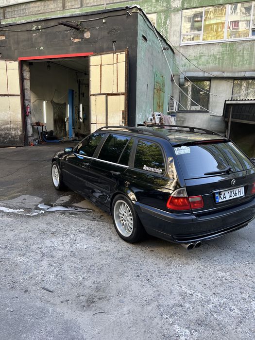 Продаю бмв е46 туринг