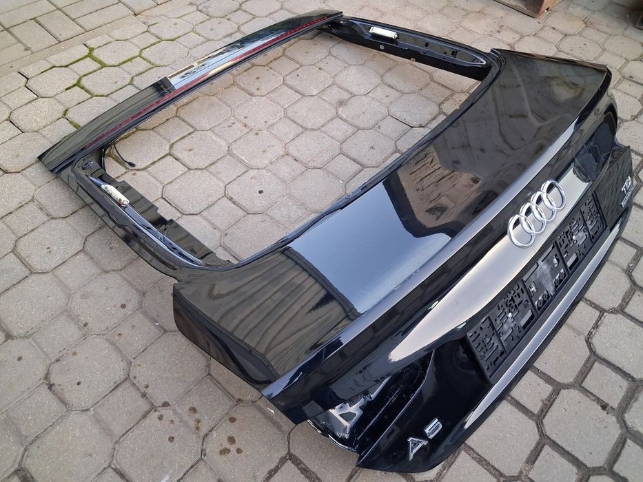 Audi A5 SPORTBACK klapa Tyl  Czarna
