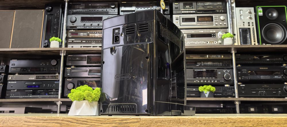 Кавова машина Delonghi Dinamica