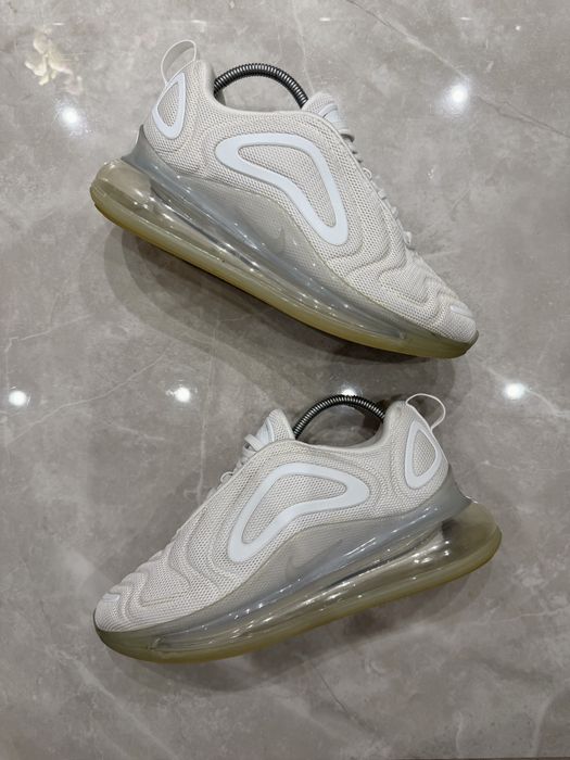 Кросівки Nike Air Max 720 (EUR 38.5)