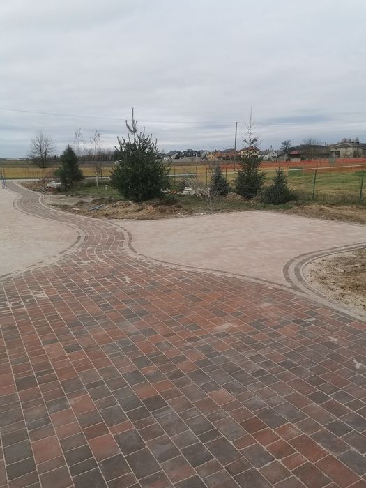 Układanie kostki brukowej