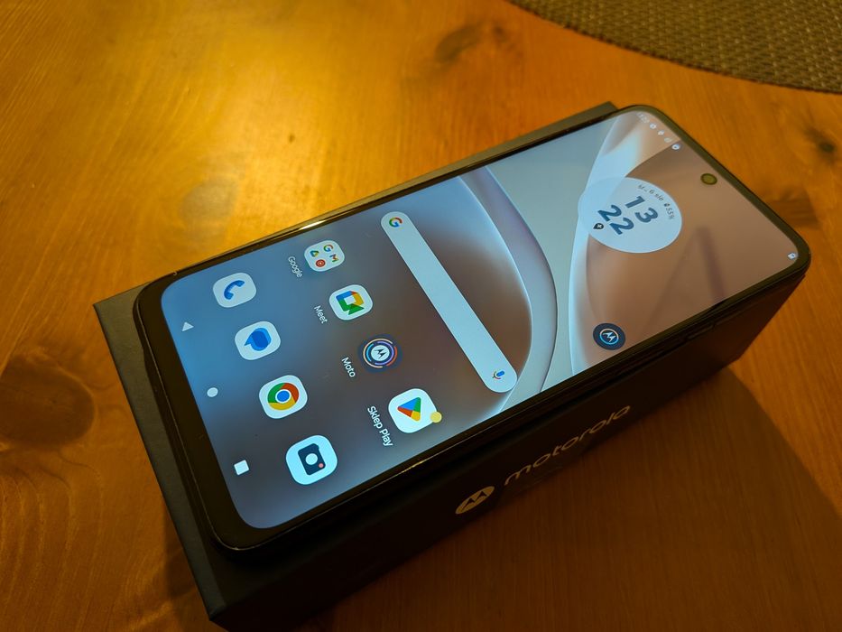 Telefon smartfon Motorola Moto G32 256GB ładny stan