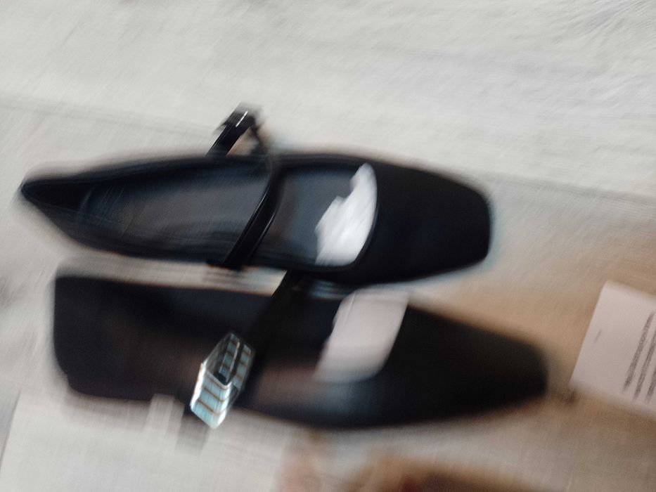 (41) ASOS/Czarne baleriny z zapięciem z Londynu, NOWE