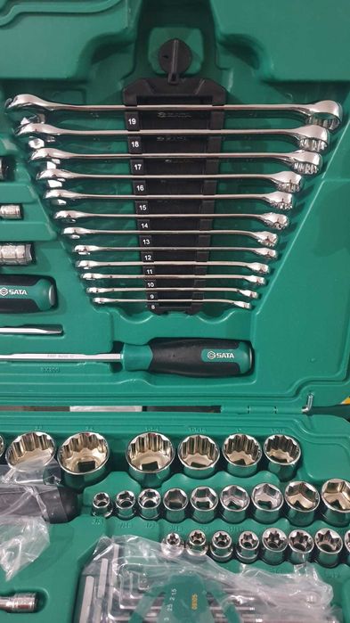 Conjunto de ferramentas 150 peças de 1/4" e 3/8" e 1/2" SATA