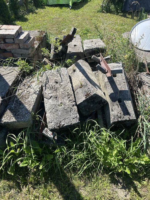 Podklady betonowe bloczki 14 szt