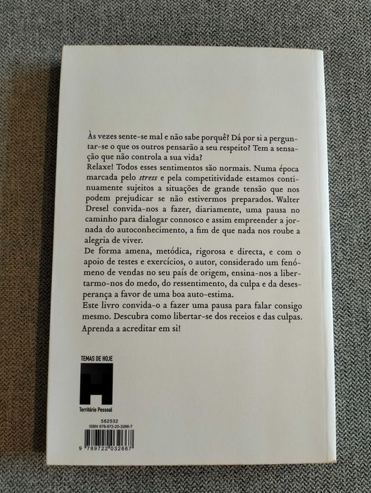 Livro "Toma um café contigo mesmo" de Walter Dresel
