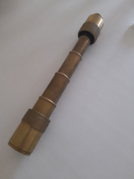 Mudamos preço Teliscopio maritimo de latão antiguidade. Novo preço so
