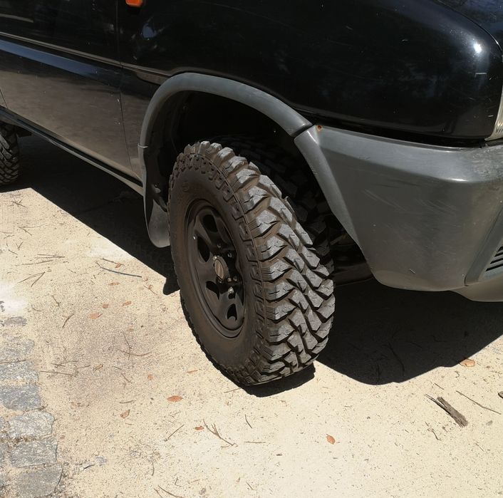 Vendo Nissan Terrano ll