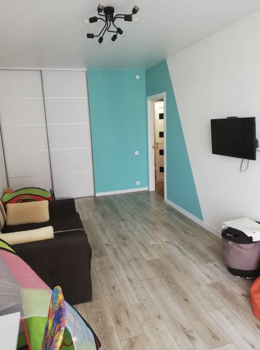 Продаж 2-кім. квартири 63.6 м2, в заселеній новобудові вул Стрийська