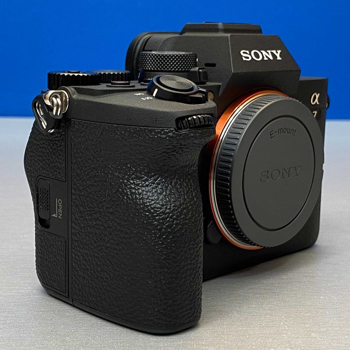 Sony Alpha A7 IV (Corpo) | 33MP | 3 ANOS DE GARANTIA