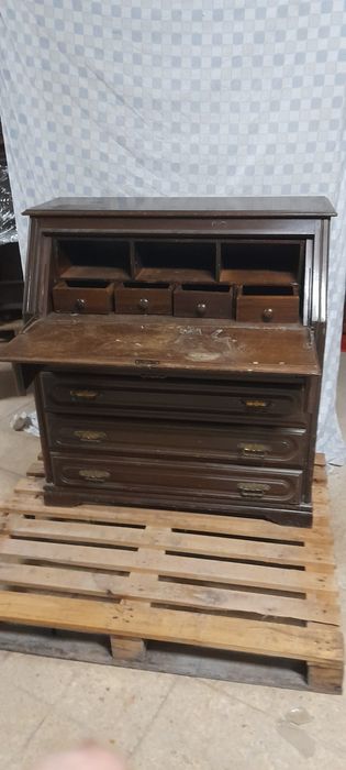 Escrivaninha en madeira