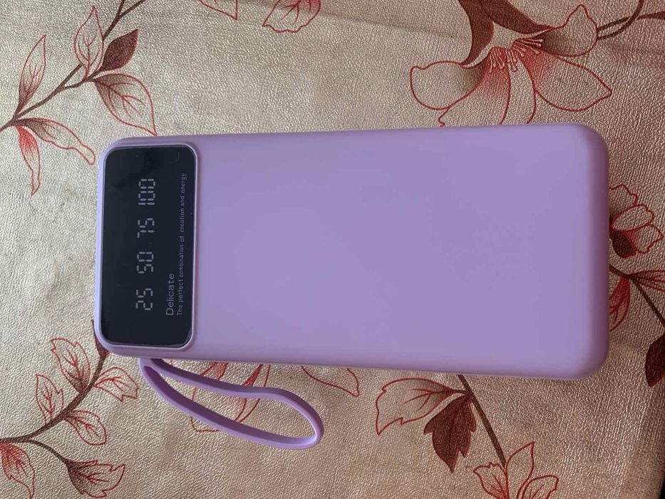 Стильний павербанк на 20 000 mAh з індикатором заряду