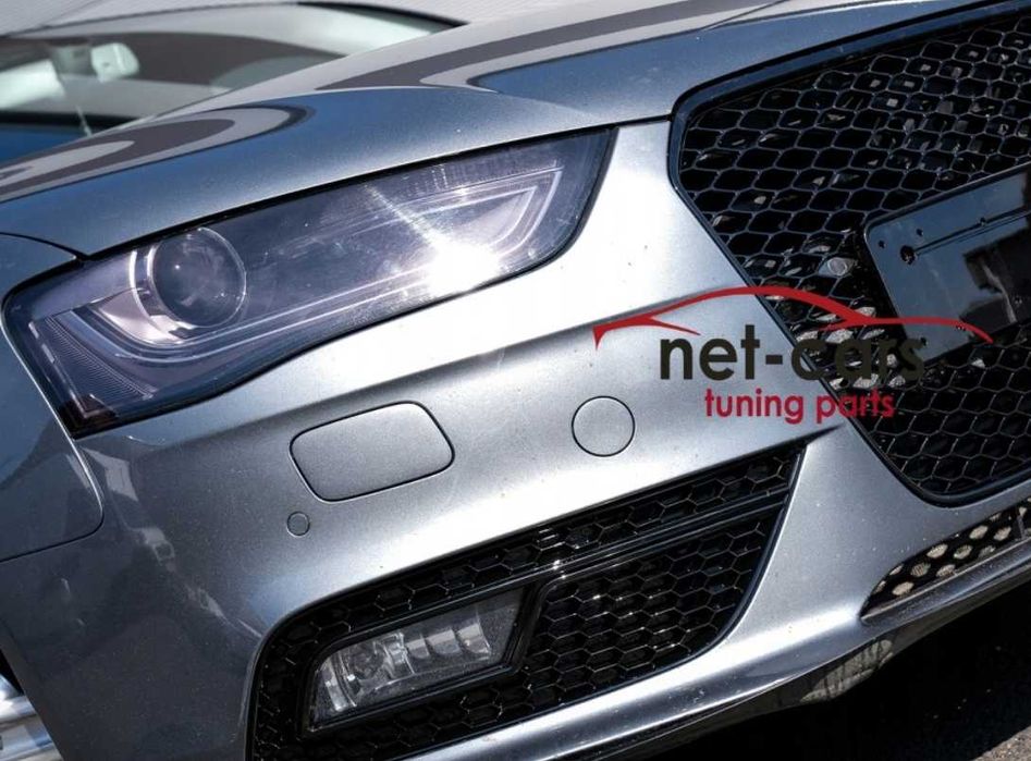Kratki halogenów AUDI A4 B8 11-14 wzór RS czarny połysk plaster miodu