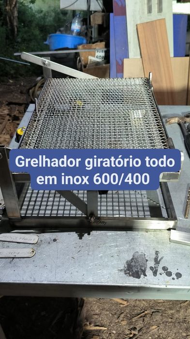 Grelhador de inox giratório