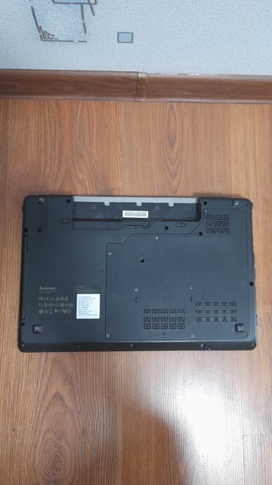 Продается ноутбук Lenovo IdeaPad Z565