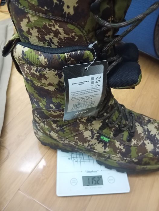 Самая лёгкая военная теплая обувь .