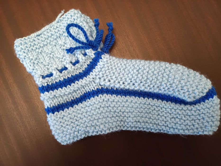 Carapins adulto em lã feitos á mão