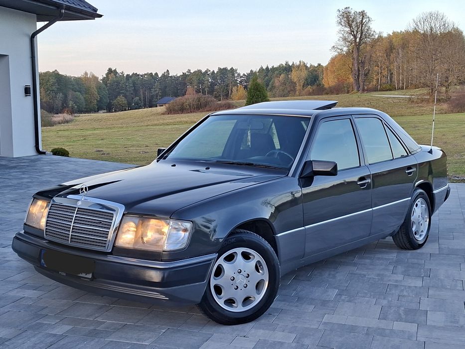 Mercedes-Benz W124