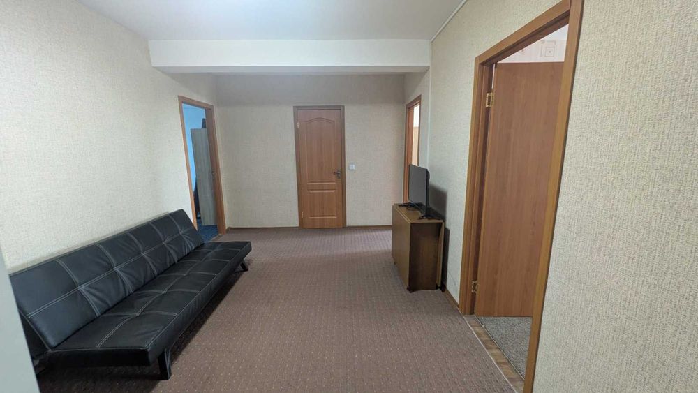 Продаж 3-х кімн. квартири в Голосіївському р-н., вул. Максимовича Михайла 9, М Васильківська , єВідновлення