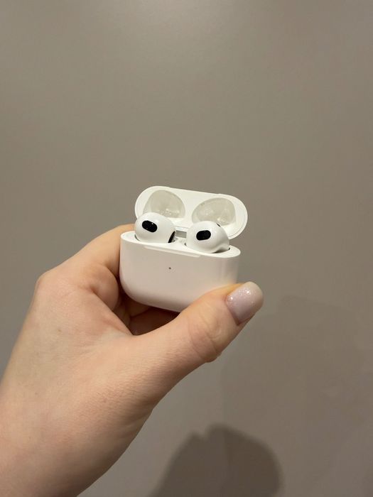 Навушники AirPods 3