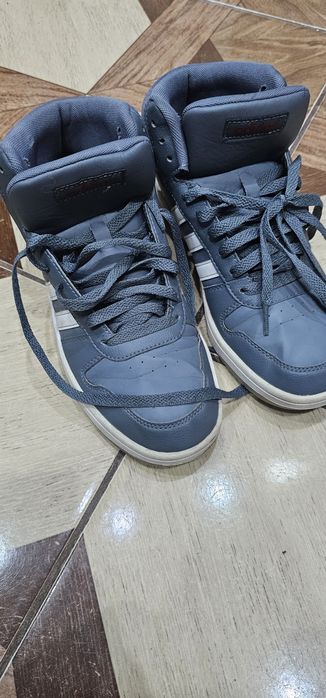 Buty dziecięce używane