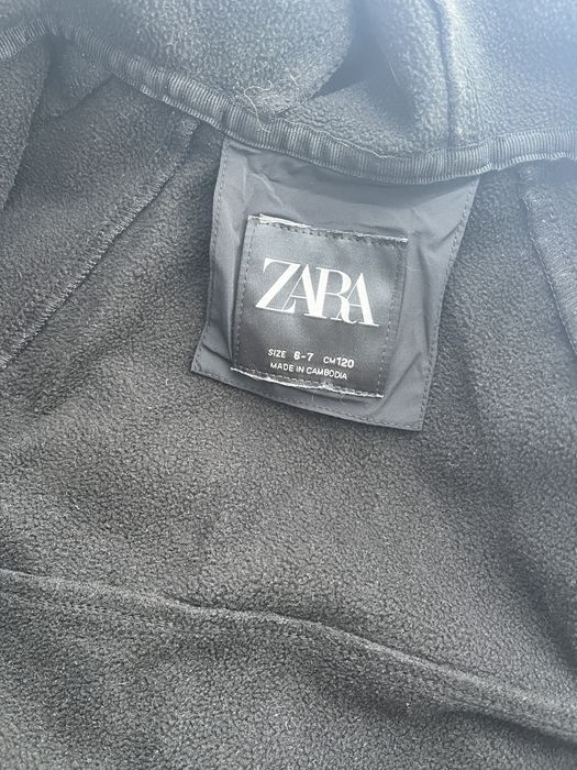Нова демісезонна куртка вітровка Zara на флісі, розмір 6-7 років (120 см)