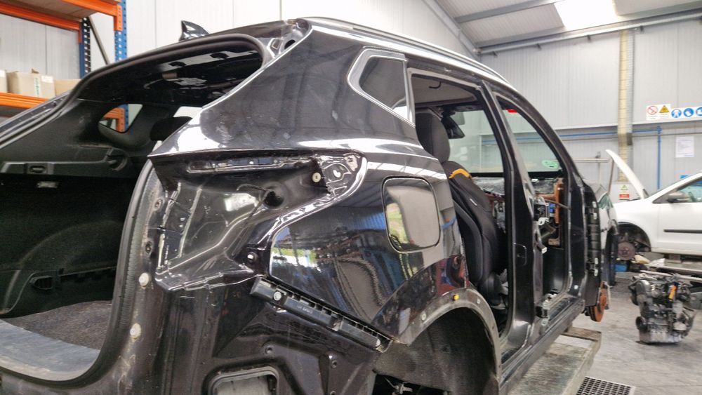 Painel trás direito NISSAN Qashqai II (J11)