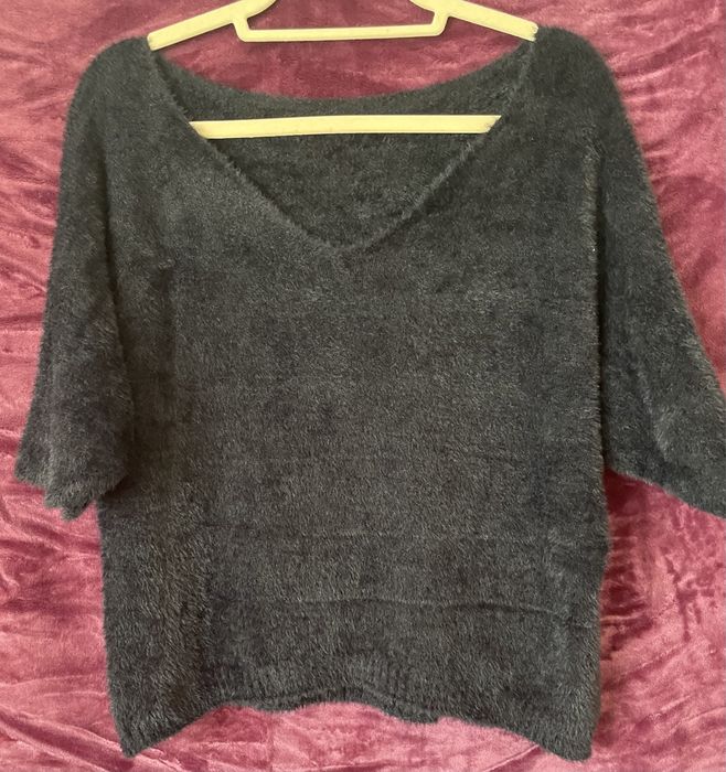 Czarny moherowy sweter damski  uniwersalny