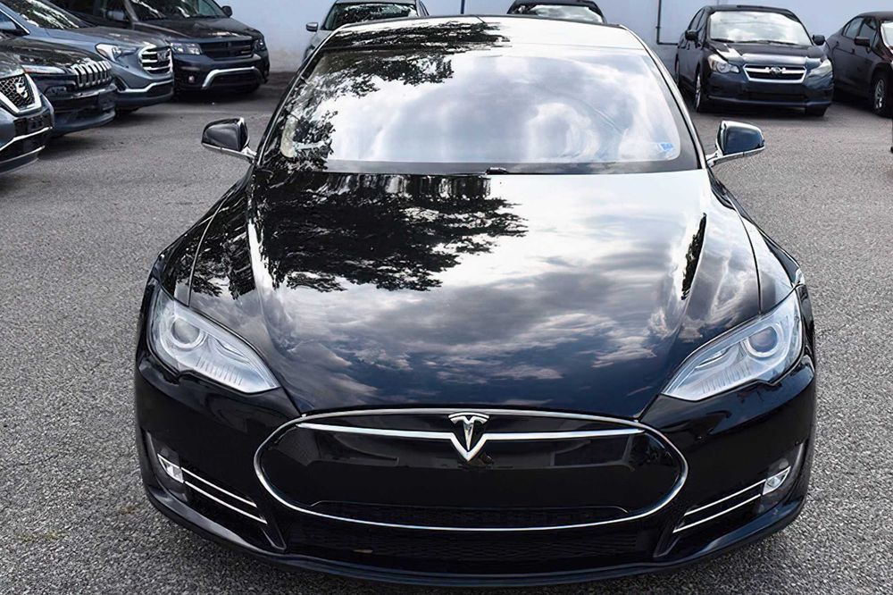 Tesla Model S 85      2013