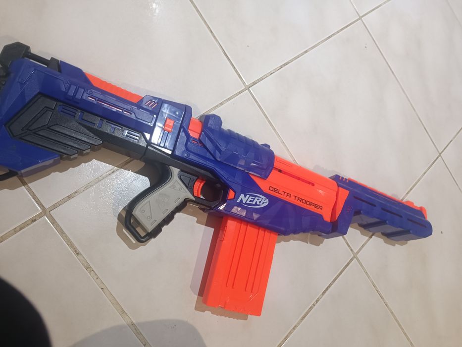 Pistola Nerf Elite Tropper