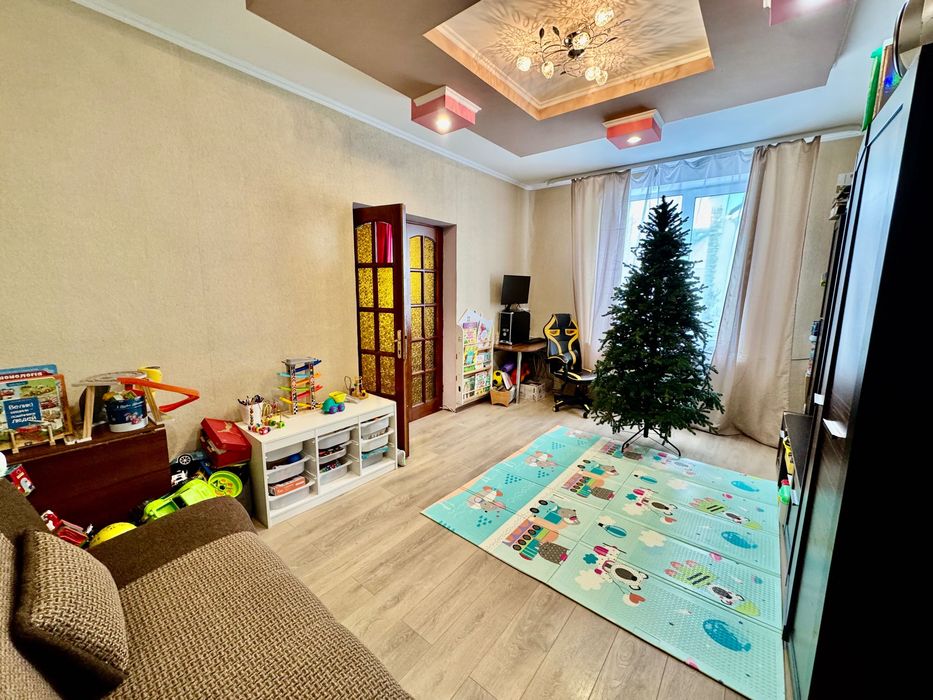 Продаж 2 кімнатної квартири Чортків, центр