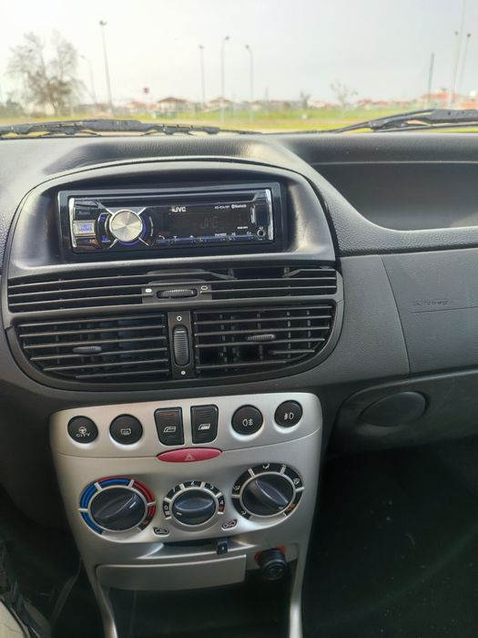 Vendo Fiat Punto sport 2002 1.2 gasolina