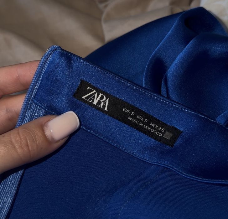Платье Zara синее, размер S