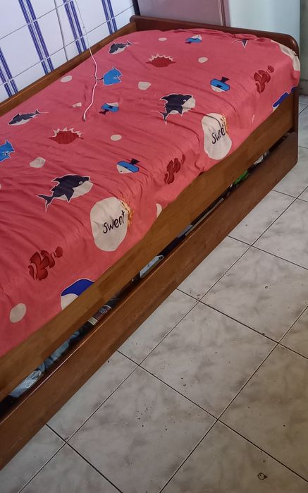 Cama duplo com colchão