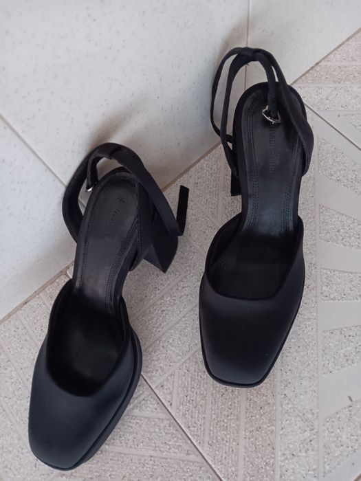 Sapatos pretos Stradivarius