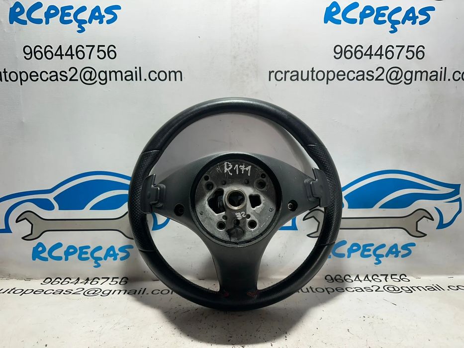 Volante Airbag Pele Perfurada Comandos Multifunções Patilhas Bordado