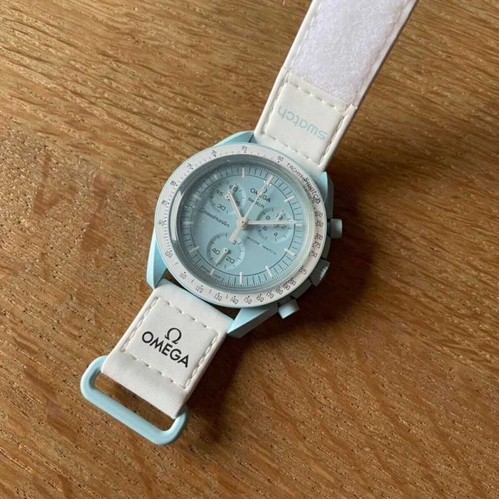 Omega x Swatch Mission to Uranus SO33L100 - Tech Edition