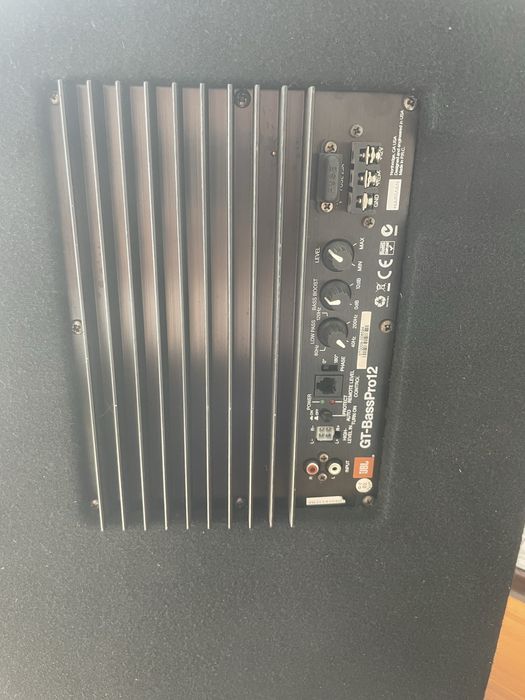 Активный сабвуфер JBL  Jt -12BassPro
