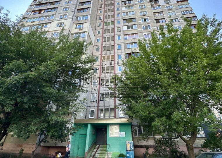 Продаж 3к квартири Княжий Затон 3