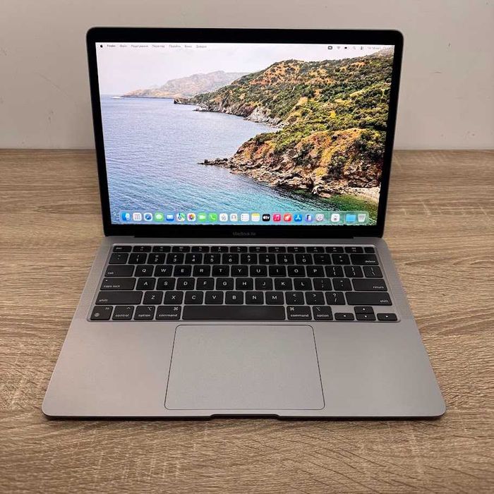 Apple Macbook Air A2337 2020 року M1 / 8Gb / SSD 256Gb (код: M1162)