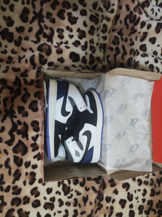 Jordan 1 фіолетові