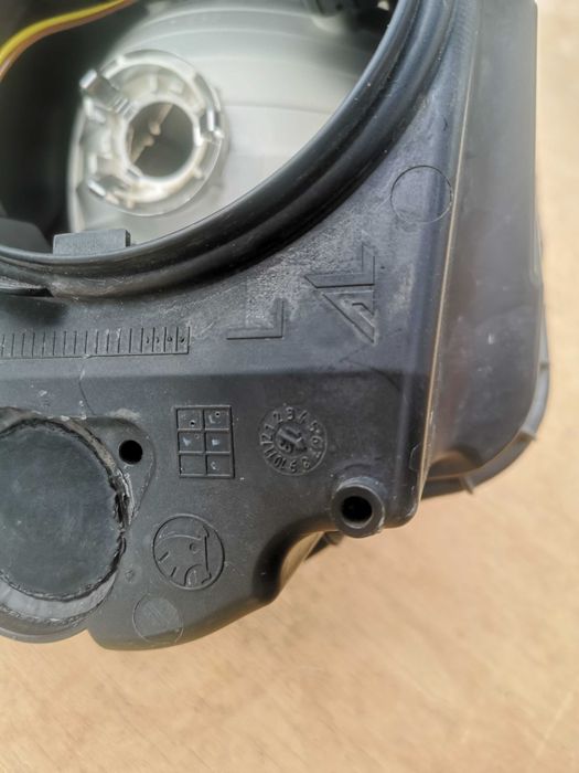 Фара Skoda Ovctavia A7 Октавія А7 Галоген