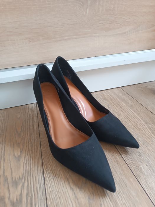 Czarne szpilki rozmiar 46