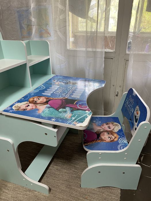 Шкільна парта