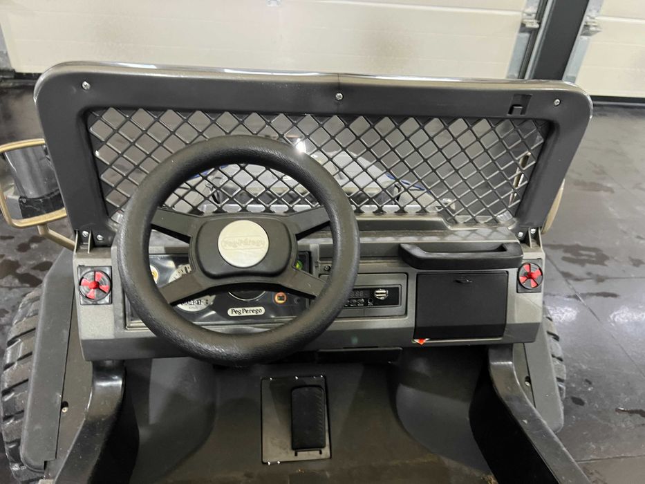 AUTO na akumulator GAUCHO xp 24v PEG Perego 2 osobowy